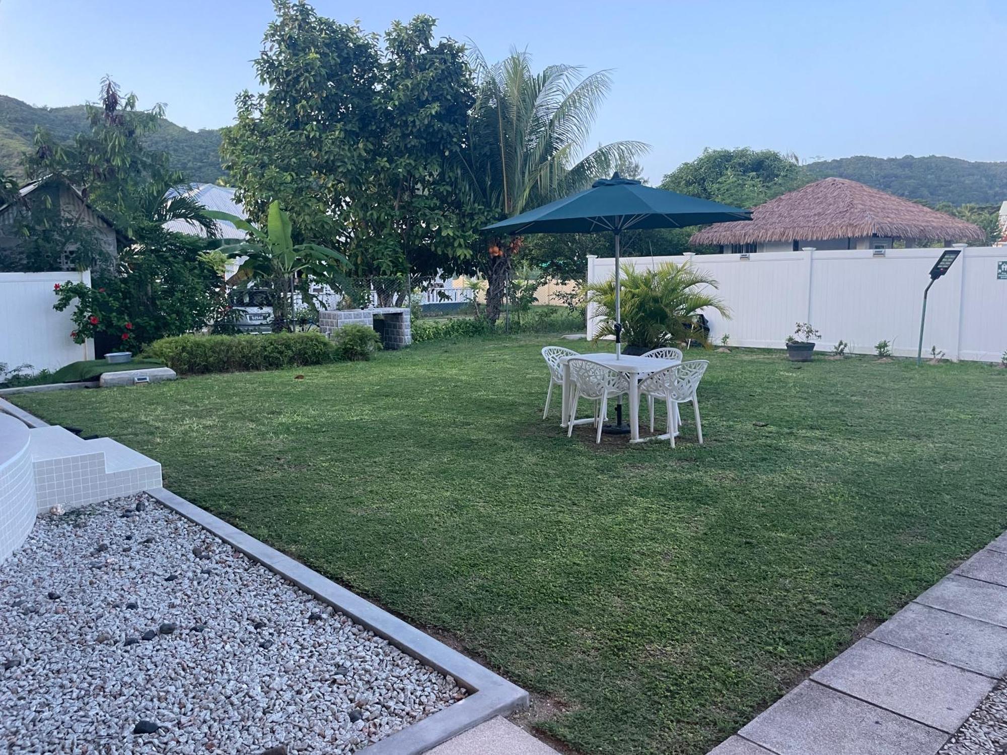 Tropic Villa Annex Гранд Анс Екстериор снимка