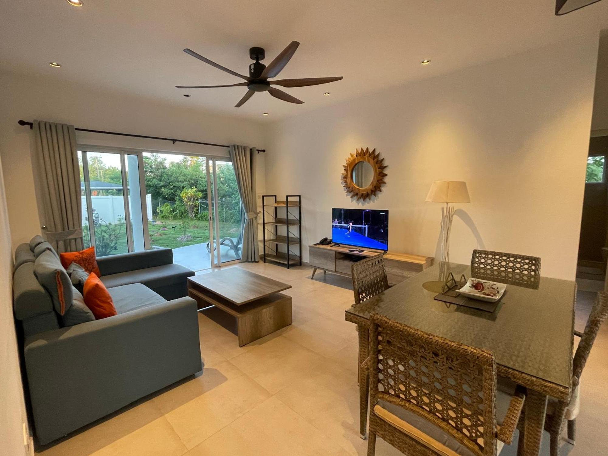 Tropic Villa Annex Гранд Анс Екстериор снимка