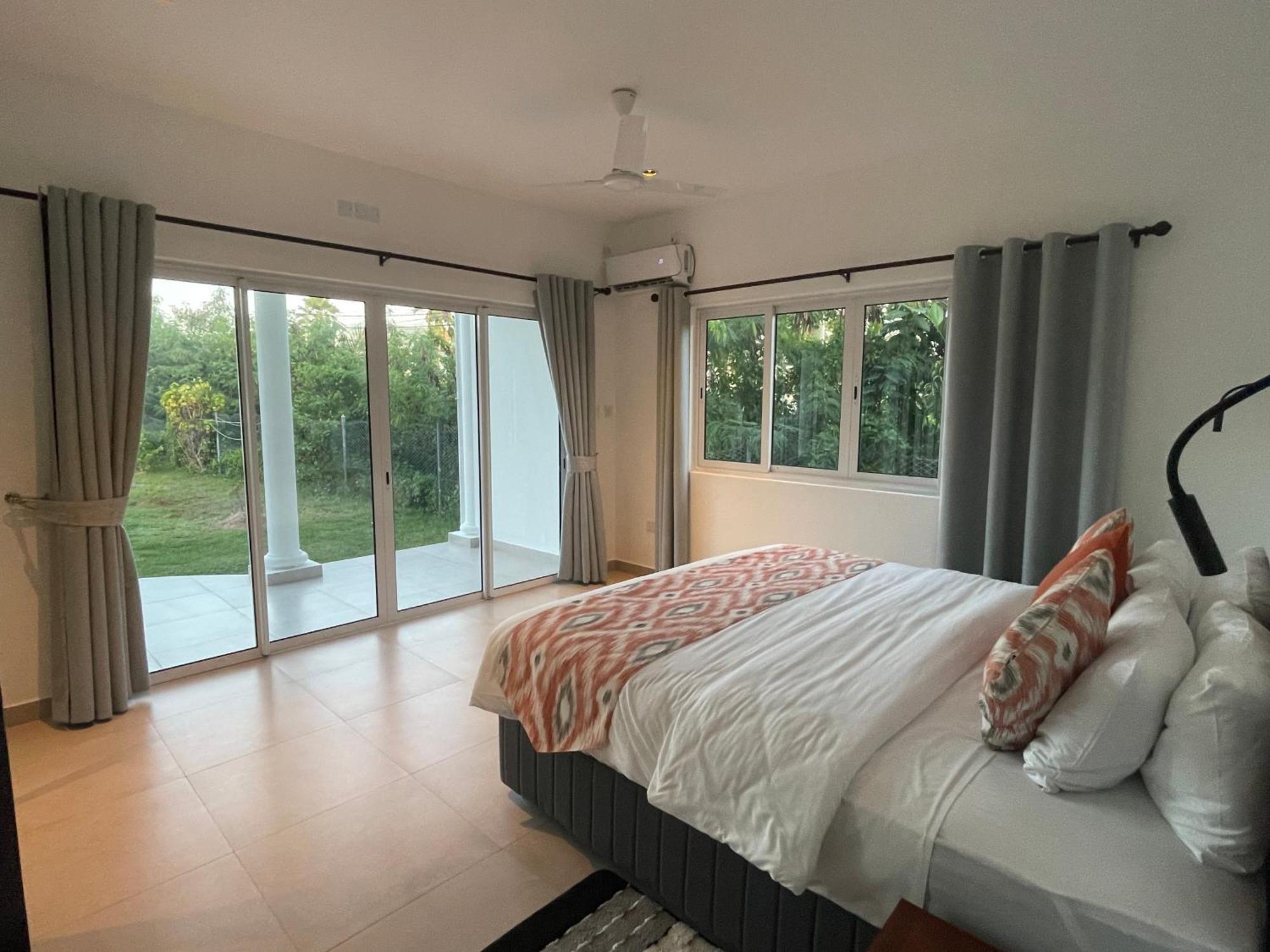 Tropic Villa Annex Гранд Анс Екстериор снимка